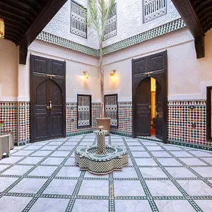 https://riad-mazaj.marrakeshhotelsmorocco.com